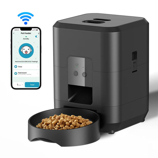 Automatic pet feeder for cats and dogs with timer
